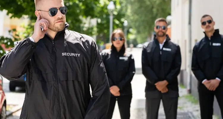 outside-security-guards